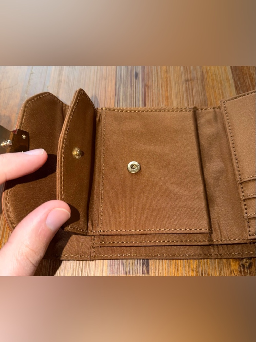 Wallet - Picture 6 of 7